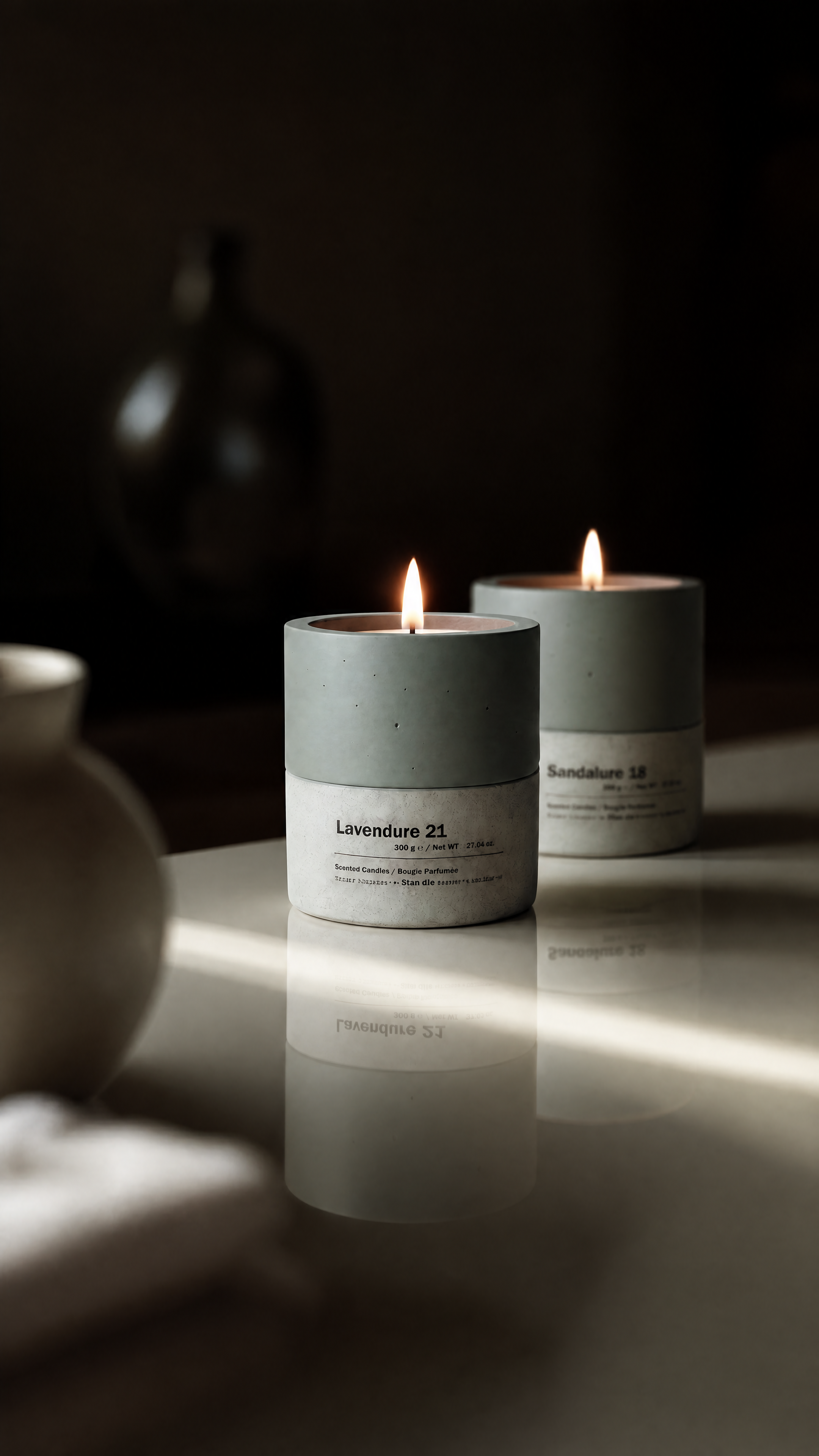 Concrete Candle vs. Glass Candle: Why the Material Matters